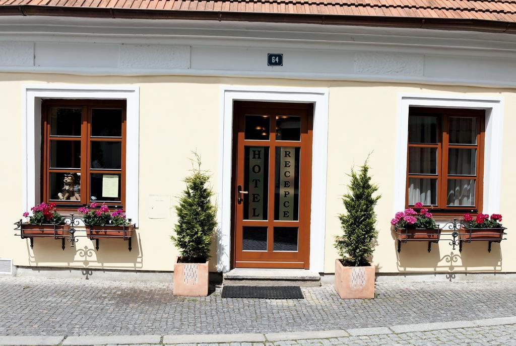 Hotel Pelikán Třeboň Exterior foto