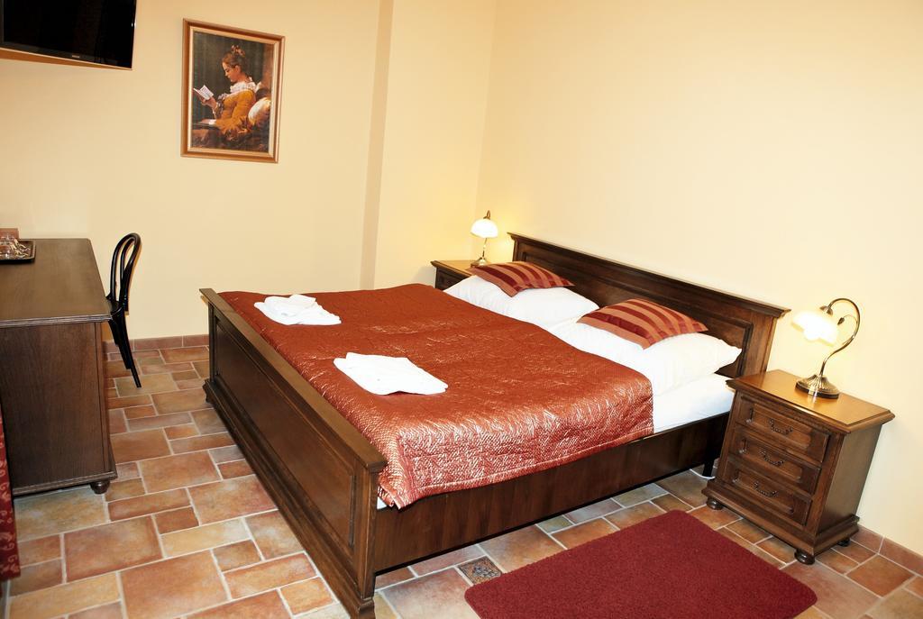 Hotel Pelikán Třeboň Habitación foto