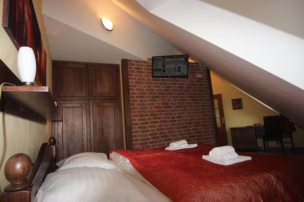 Hotel Pelikán Třeboň Exterior foto